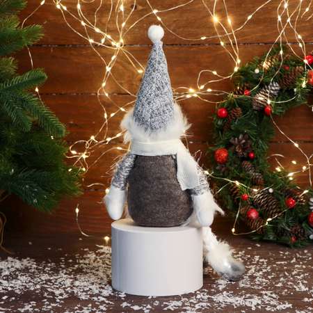 Мягкая игрушка Зимнее волшебство «Снеговик в колпаке и шарфике» 15х39 см серый