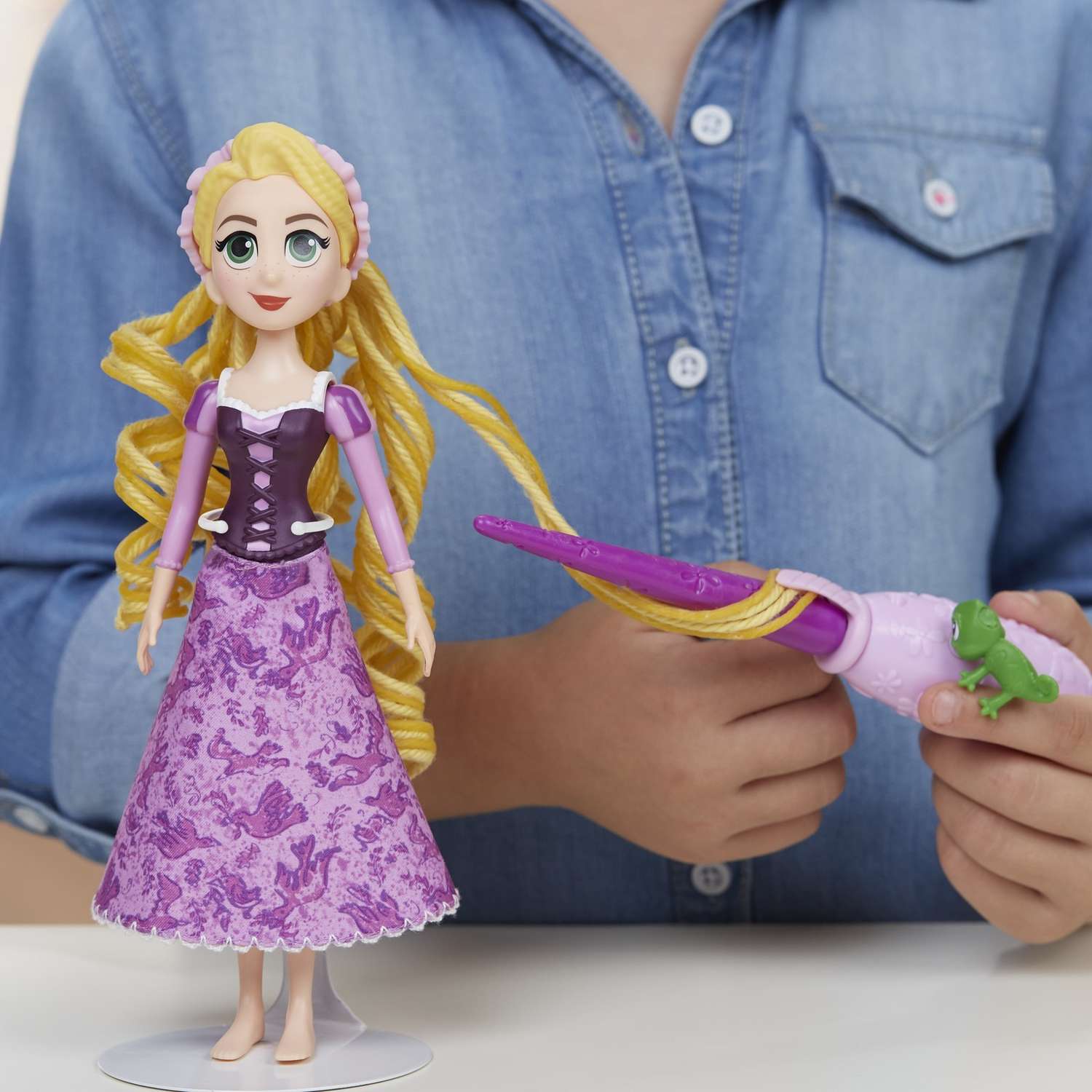 Кукла Princess Рапунцель и набор для укладки E0180EU4 - фото 15