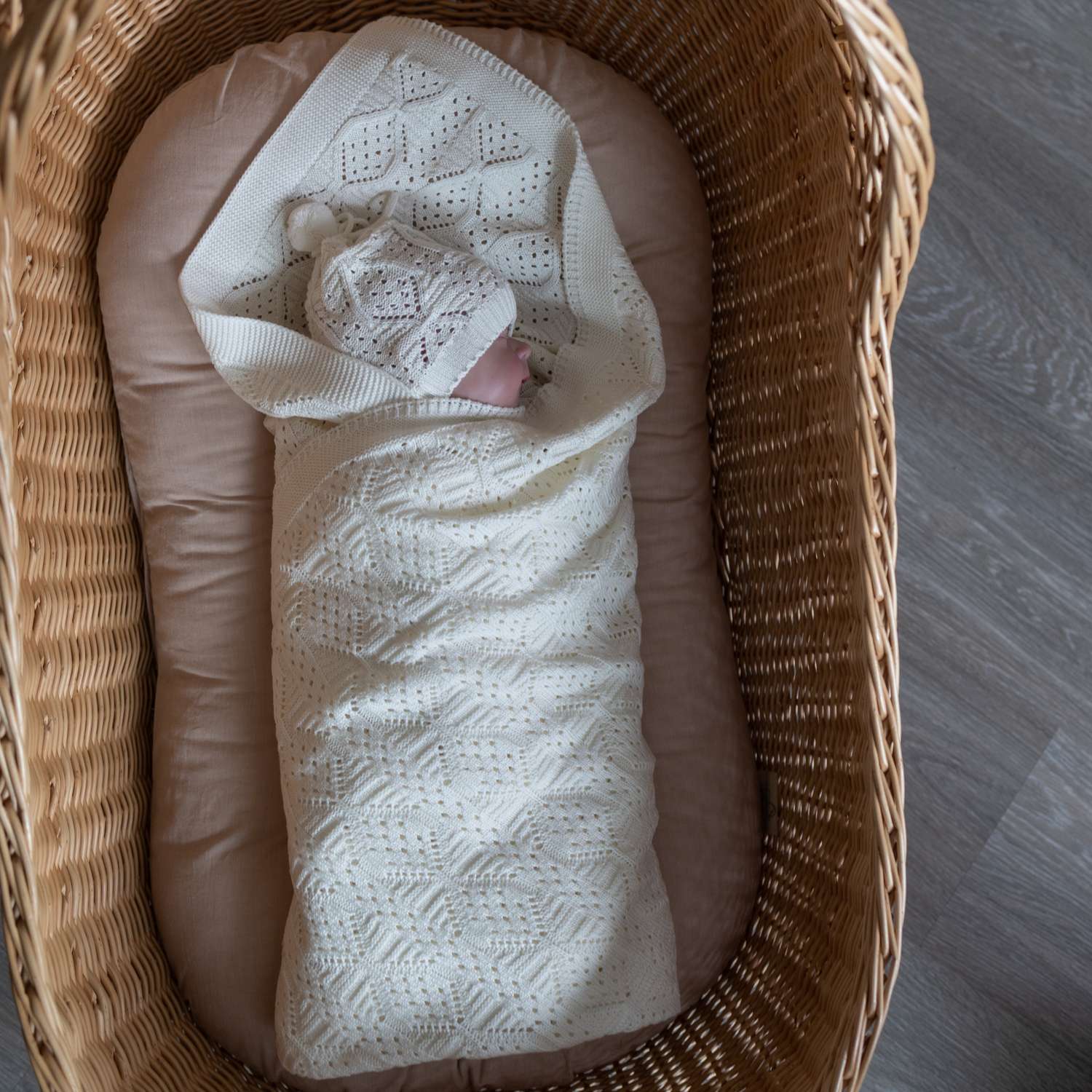 Плед для новорожденного НаследникЪ Выжанова вязаный на выписку в кроватку в коляску - фото 8