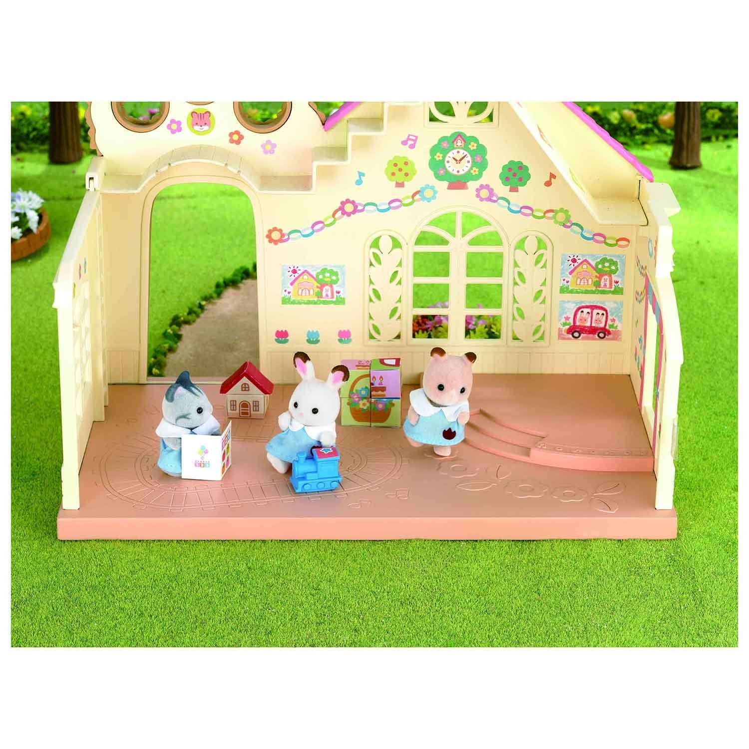 Набор Sylvanian Families Лесной детский сад 5100 - фото 7