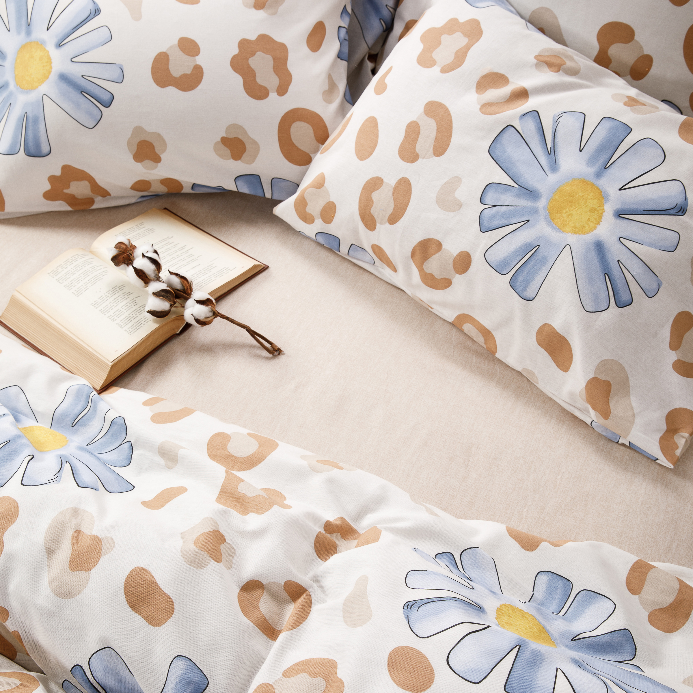Постельное белье Веселина Цветы Лео 1.5 спальный наволочки 70х70 см - фото 8