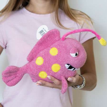 Игрушка Abtoys Knitted Рыба вязаная Удильщик с подсветкой