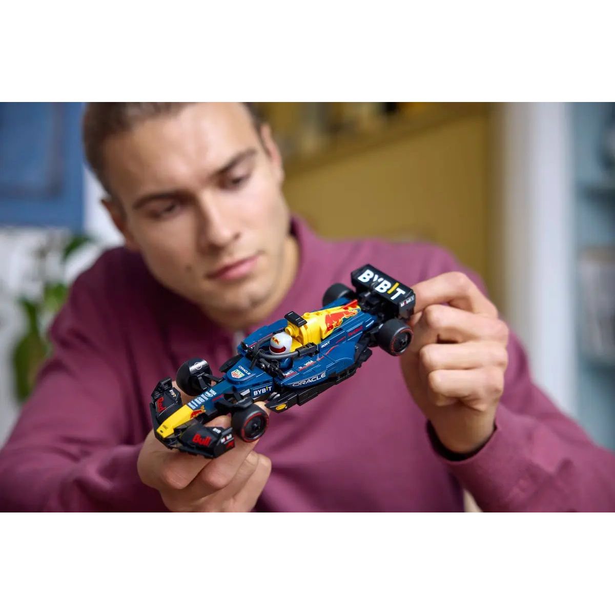 Конструктор LEGO Oracle Red Bull Racing RB20 F1 Race Car 77243 - фото 8