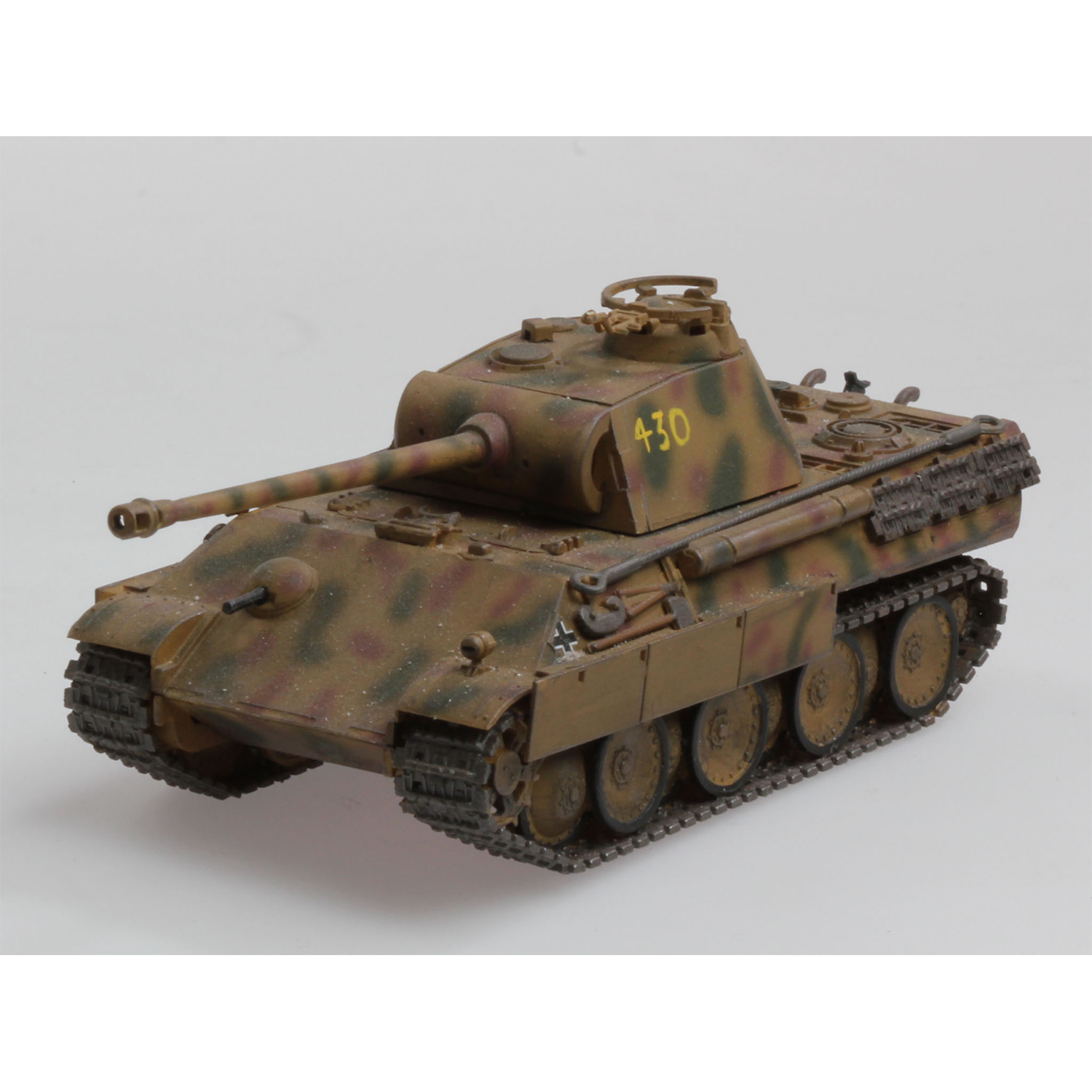 Сборная модель Revell Немецкий средний танк PzKpfw V Panther Ausf.G 03171 - фото 3