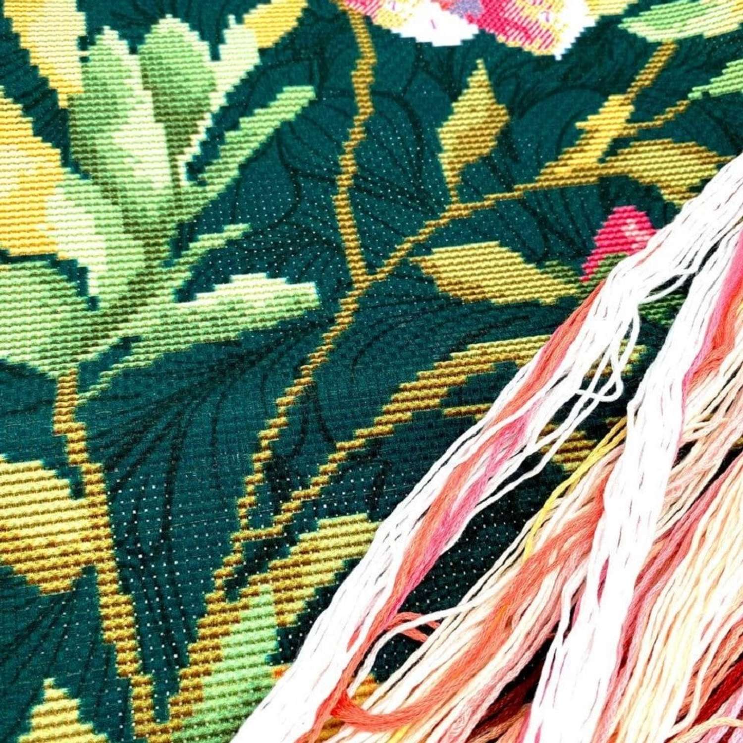 Набор для вышивания крестом Darvish Цветы пионы наволочка - фото 4
