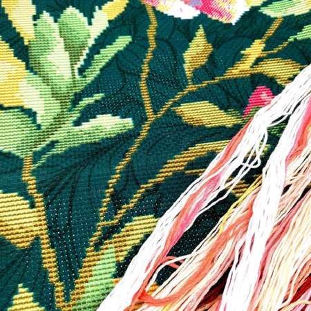 Набор для вышивания крестом Darvish Цветы пионы наволочка