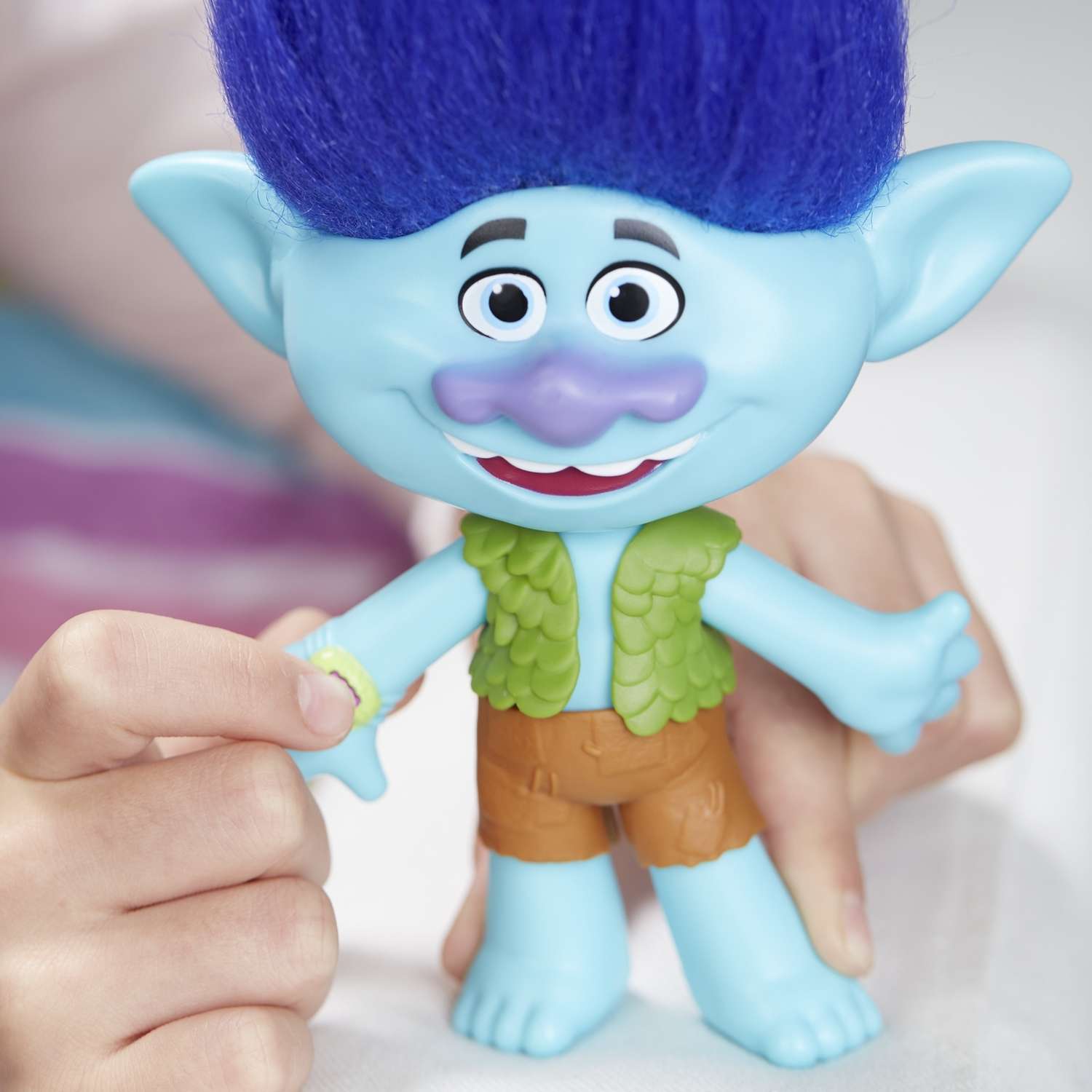 Фигурка Trolls среднего размера с музыкой в ассортименте - фото 13