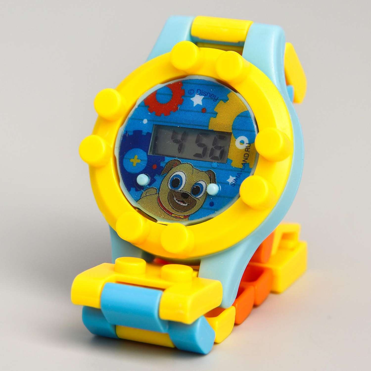 Часы наручные электронные Disney Ролли Дружные Мопсы с ремешком конструктором - фото 1