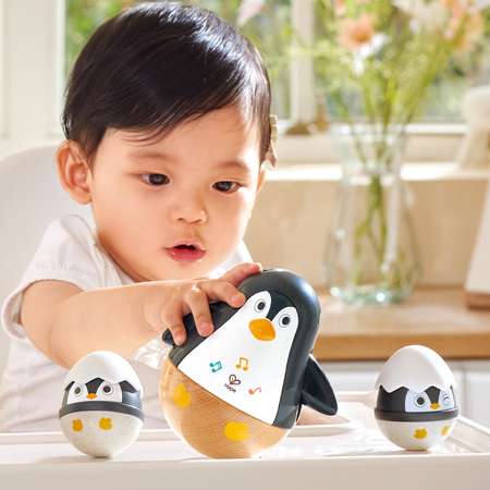 Развивающая игрушка \"Малышам\" Hape Семья пингвинов, набор неваляшек E0136_HP
