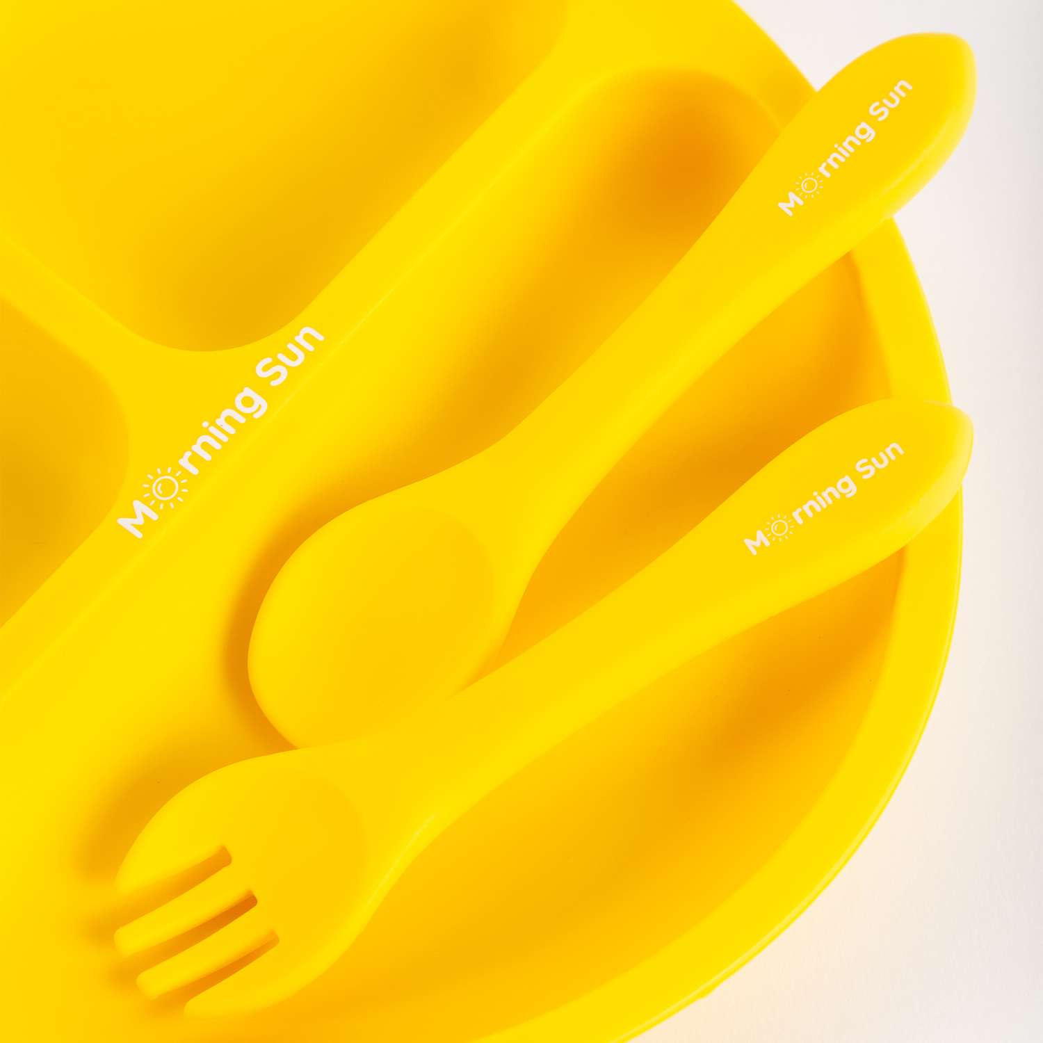 Набор детской посуды Morning Sun силиконовый секционная тарелка ложка вилка желтый - фото 2