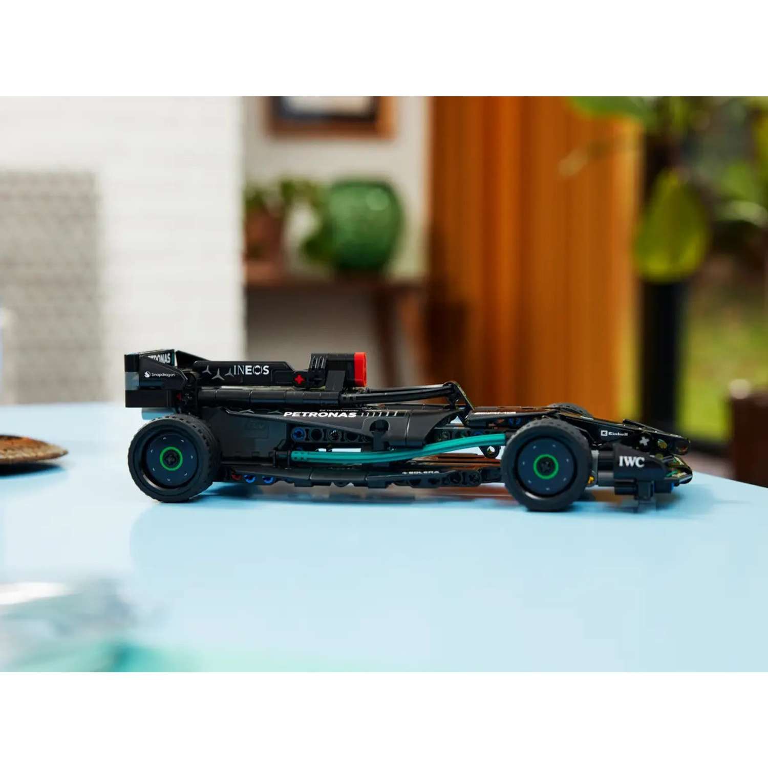 Конструктор LEGO Technic Series Гоночный автомобиль Mercedes-Benz F1 42165 - фото 10