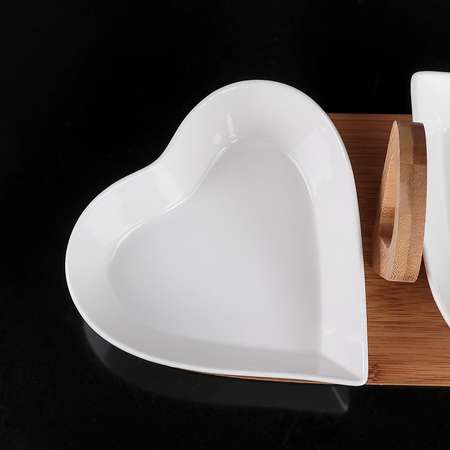 Набор Sima-Land салатников керамический «Эстет. Сердце» 32.5×15×12.5 см 2 предмета цвет белый