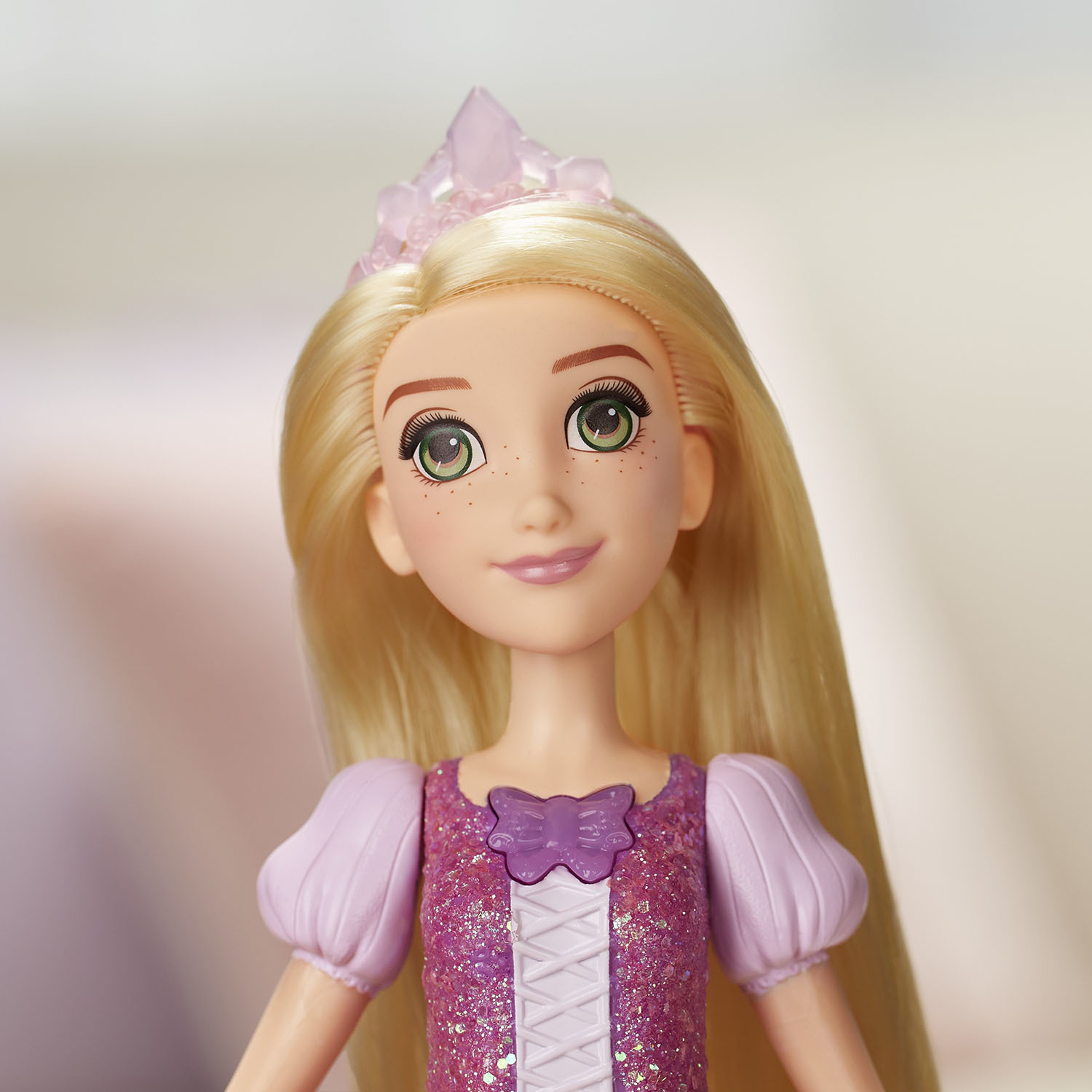 Кукла Disney Princess Hasbro Рапунцель поющая E3149EU4 купить по цене 799 ₽  в интернет-магазине Детский мир