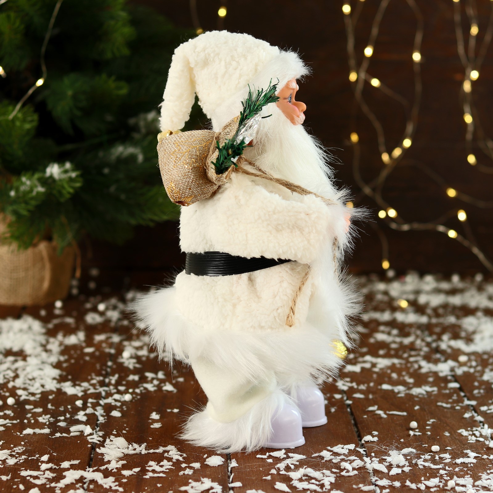 Дед мороз Sima-Land «В меховом костюме с фонариком» двигается с подсветкой 28 см белый - фото 2