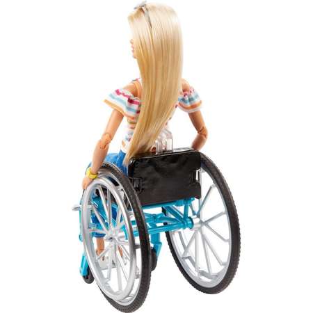 Кукла Barbie в инвалидной коляске GGL22