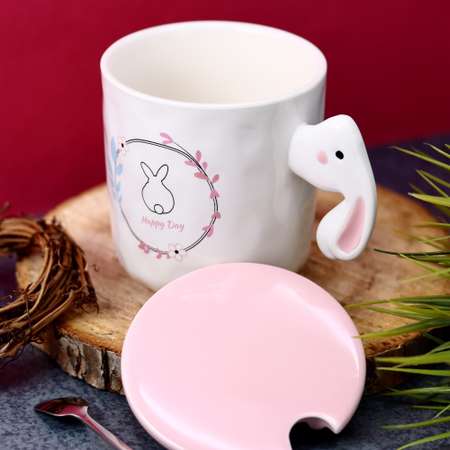 Кружка керамическая iLikeGift Rabbit happy day с ложкой