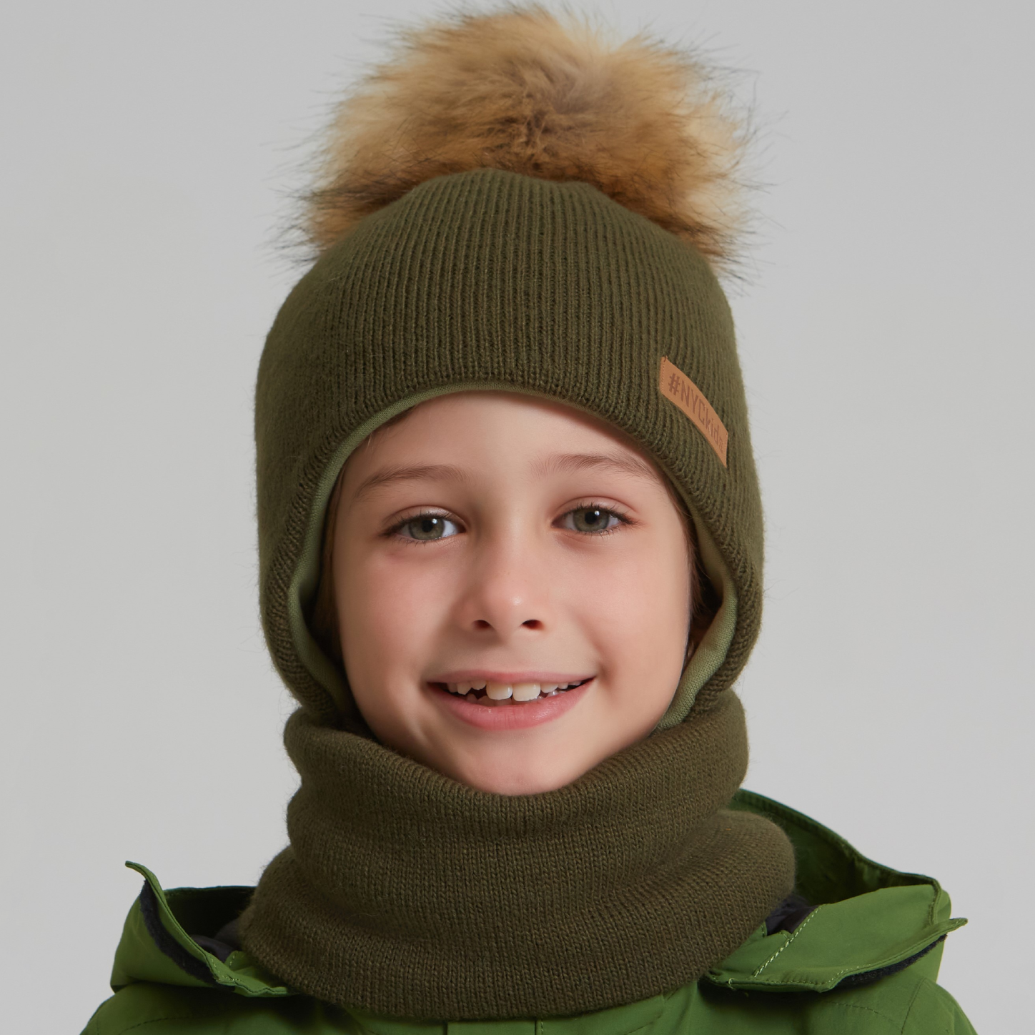 Шапка и снуд NYCkids NYC-H-111-FurPomPlain-olive - фото 4