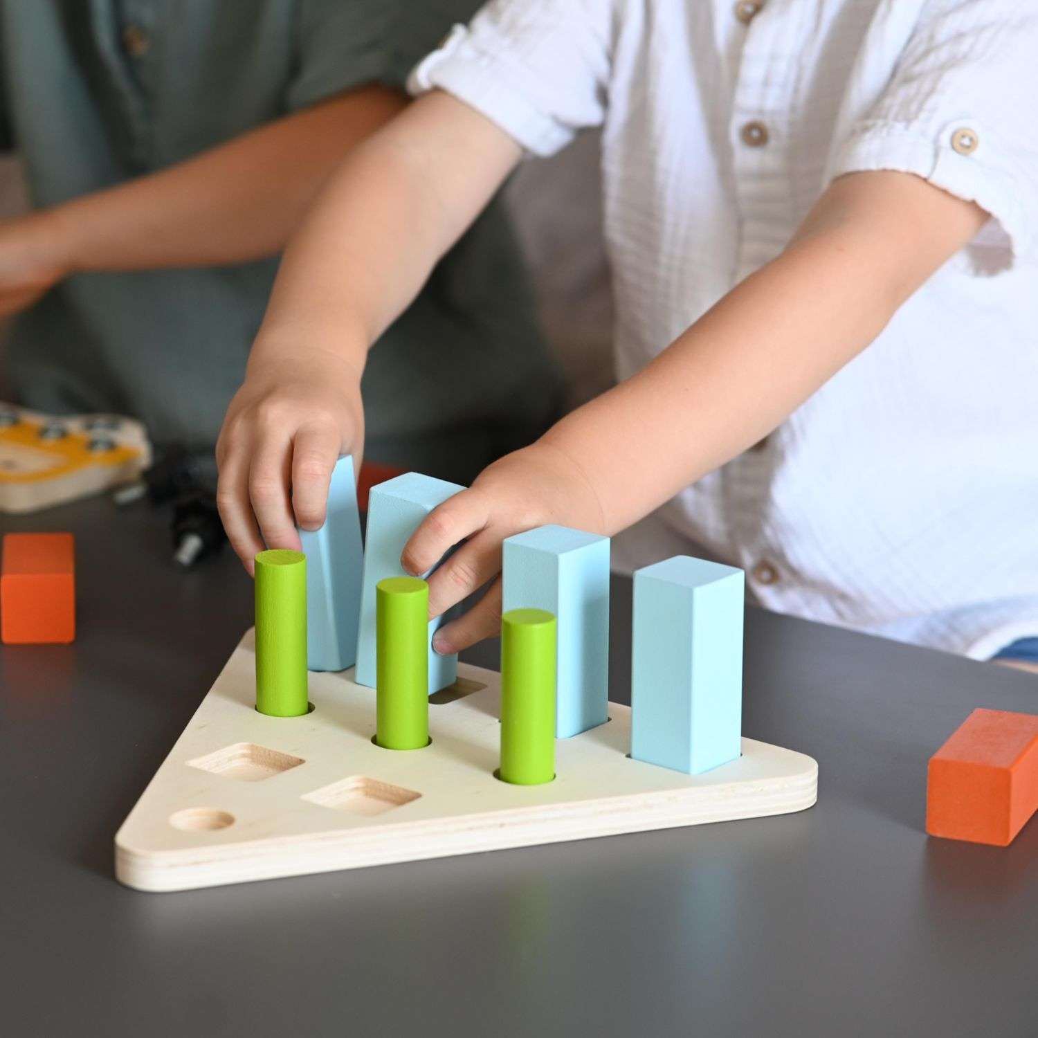 Сортер монтессори Intellectiki Геометрические формы - игрушка развивающая для детей из дерева - фото 2