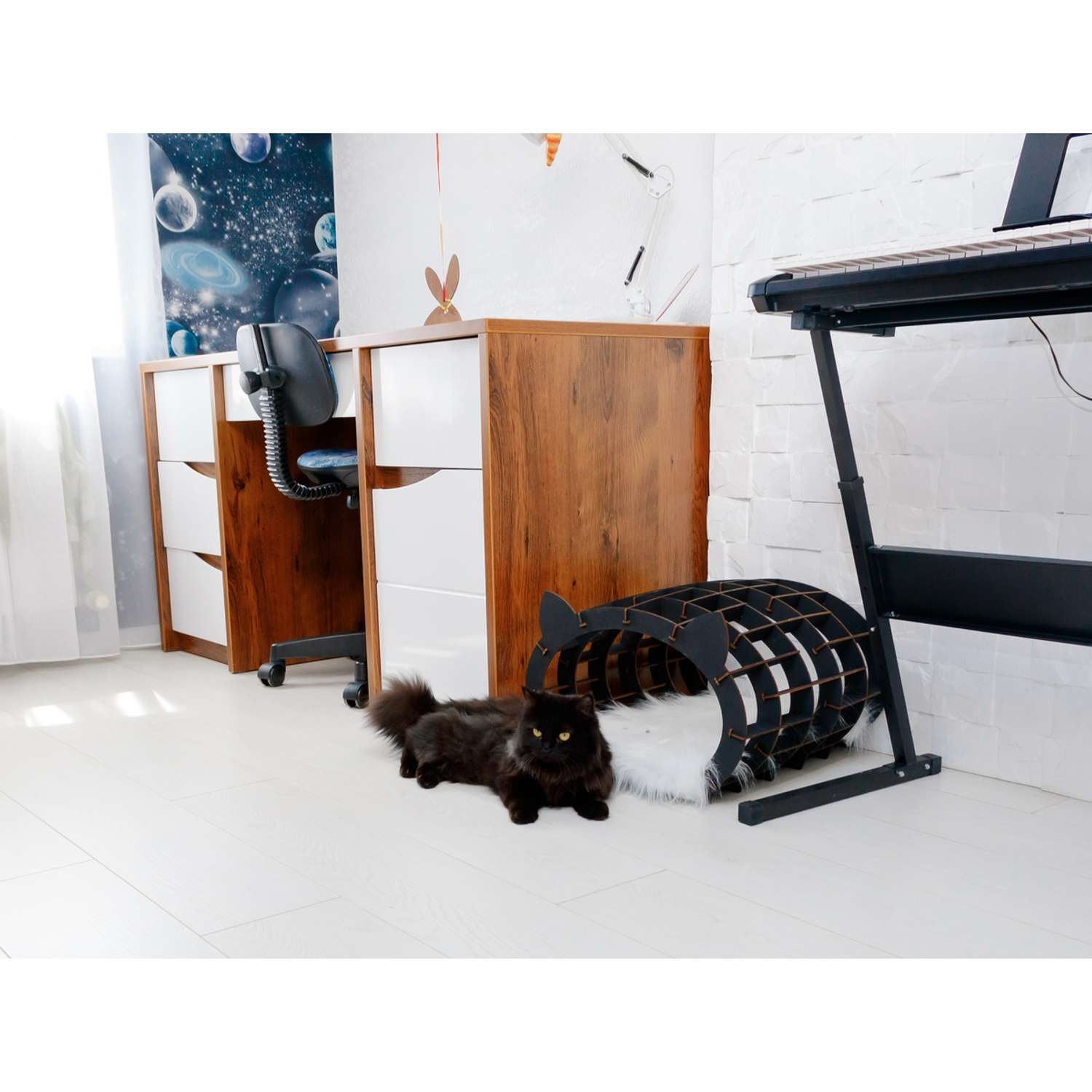 Домик для животных Eco Wood Art лежанка с мехом Кошкин дом черный каркас белый мех - фото 5