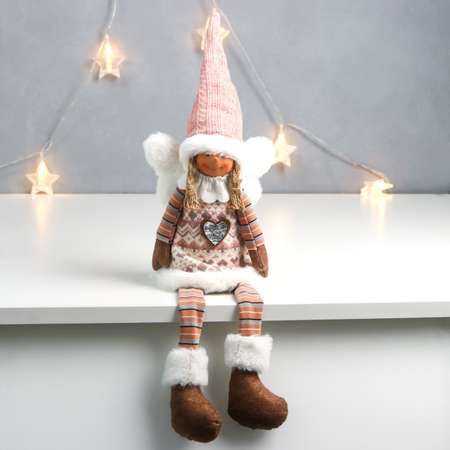 Кукла интерьерная Зимнее волшебство «Ангел в бежевом наряде с узорами и сердечком» длинные ножки 50х13х9 см