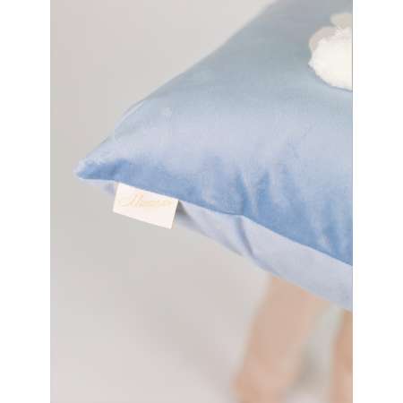 Подушка декоративная детская Мишель Зайка с пушистым хвостом цвет голубой правая