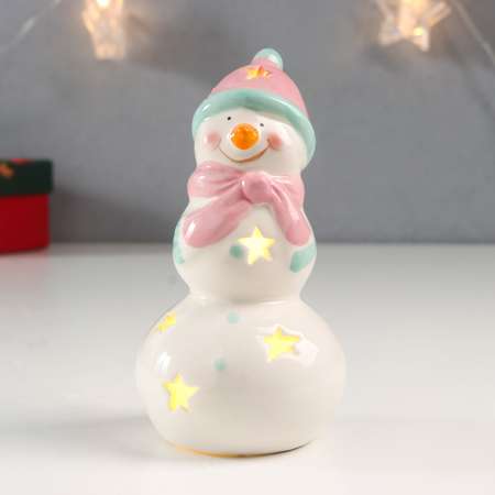 Сувенир Sima-Land керамика свет «Снеговик розовая шапка и шарф звёздочки» 11 5х6х6 см