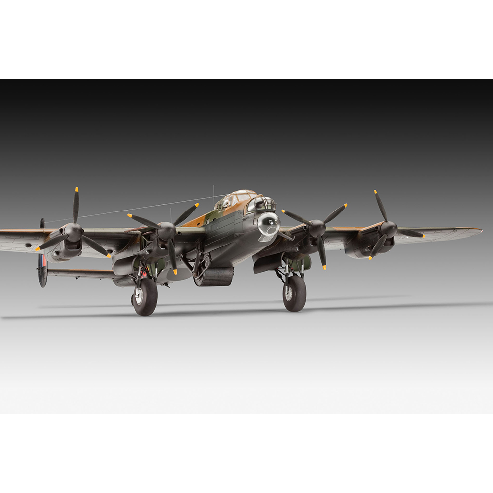 Сборная модель Revell Бомбардировщик Lancaster Dam Buster 1:72 04295 - фото 3