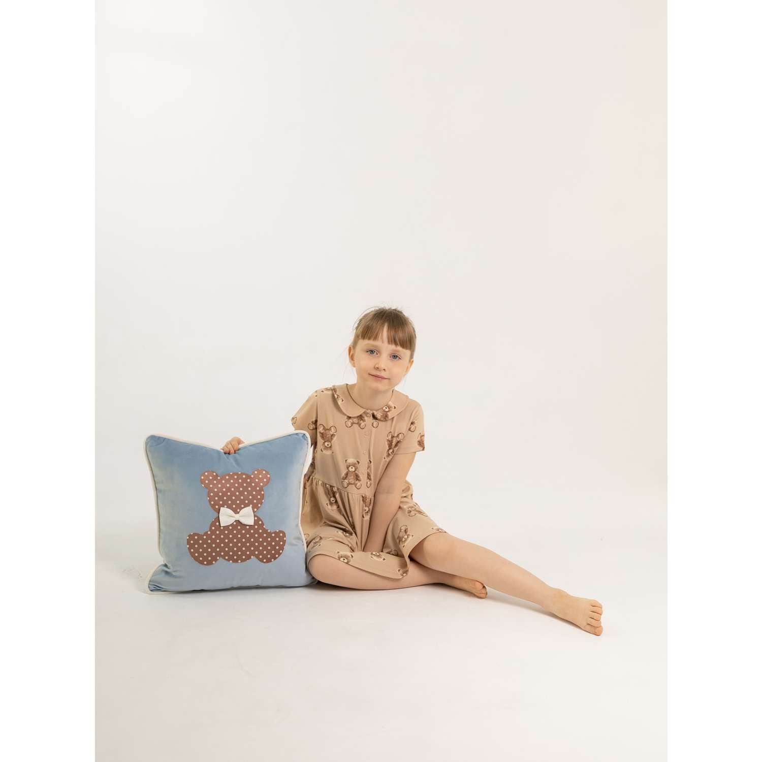 Подушка декоративная детская Мишель Мишка в горошек цвет голубой - фото 4