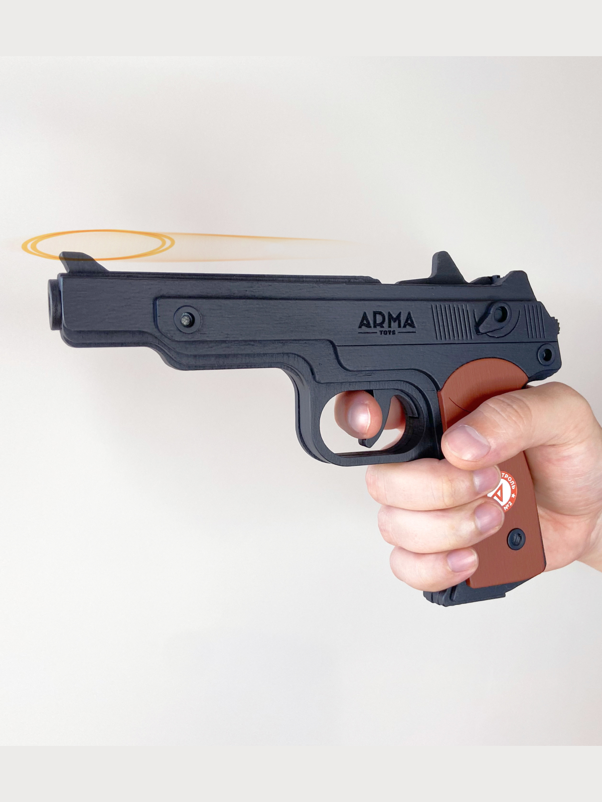 Резинкострел Arma.toys Деревянный игрушечный пистолет Стечкина окрашенный - фото 1