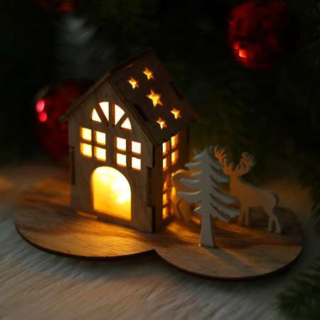 Новогодний декор Лесная мастерская с подсветкой «Праздничный домик» 7×11.5×8.7 см