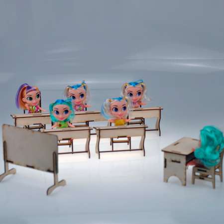 Игровой деревянный класс Amazwood 5 парт- учительский стол - доска - 6 стульев - 6 кукол