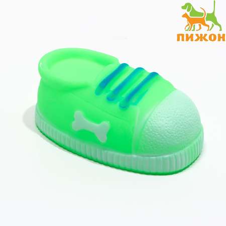 Игрушка Пижон пищащая «Ботинок» для собак 9.5 см зелёная