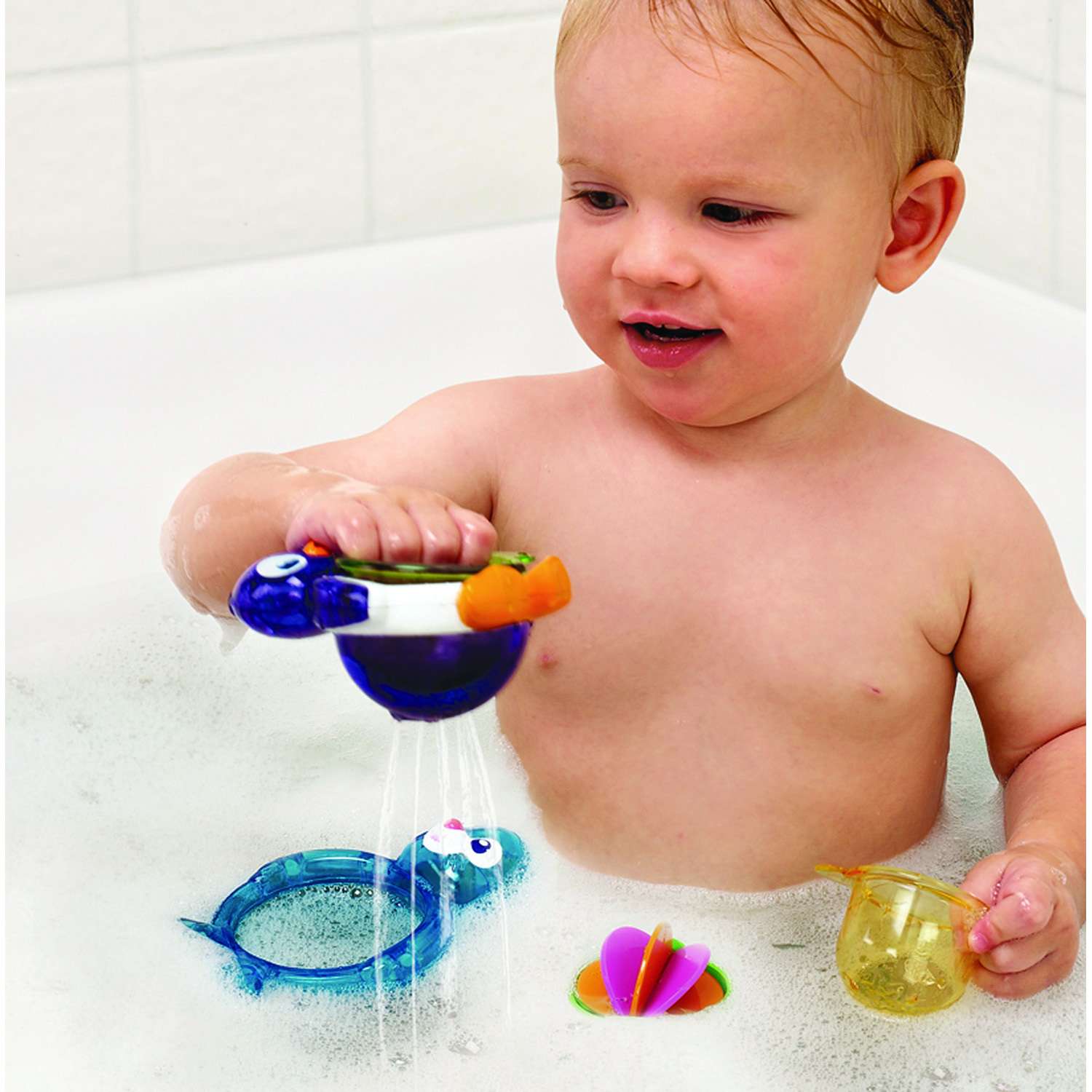 Игрушка для купания в ванне. Munchkin игрушки для ванной. Набор для ванной Munchkin морские животные. Игрушка для купания в ванной. Набор для купания малыша в ванне.