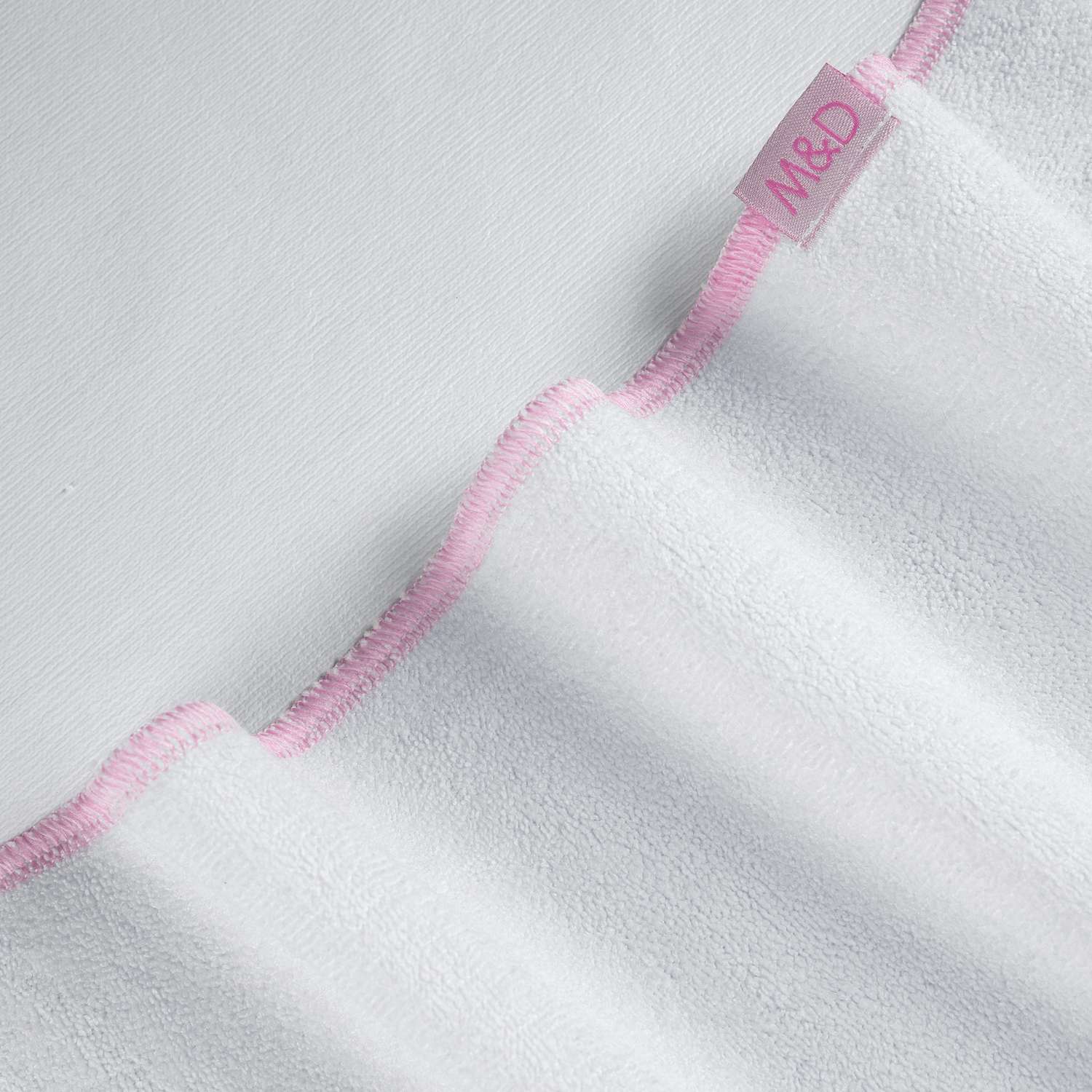 Клеенка-пеленка многоразовая Mrs.Stretch Mr.Jersy непромокаемая цвет белый-ярко-розовый 60х80 см - фото 3
