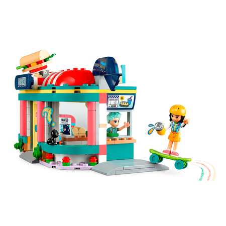 Конструктор детский LEGO Friends Закусочная в центре 41728