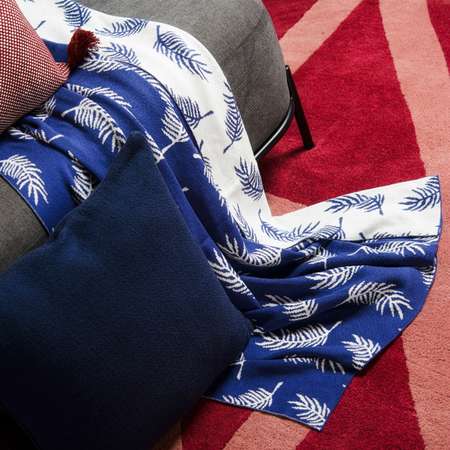 Подушка Tkano декоративная из хлопка фактурного плетения темно-синего цвета 45х45