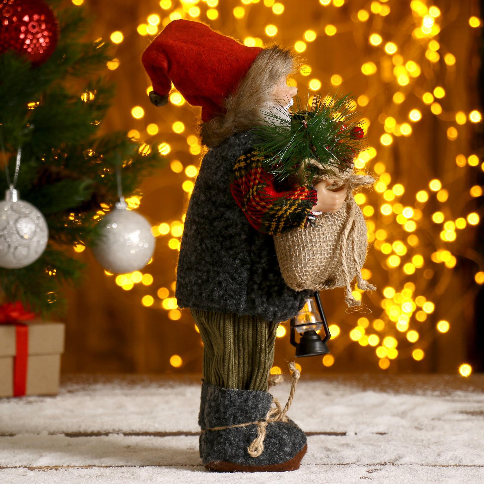 Дед мороз Зимнее волшебство «В клетчатой шубке с фонариком и мешком» 30 см - фото 6