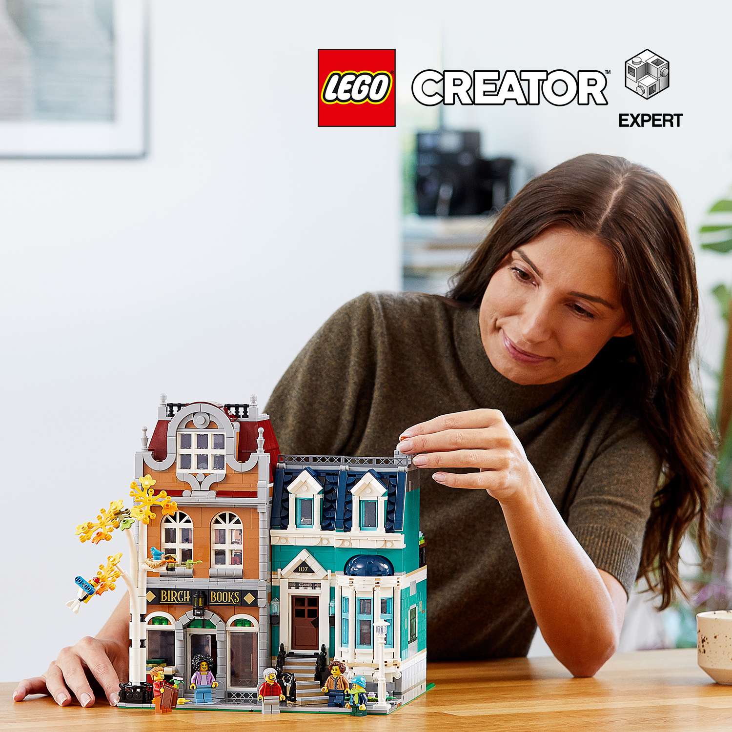 Конструктор LEGO Creator Expert Книжный магазин 10270 - фото 5