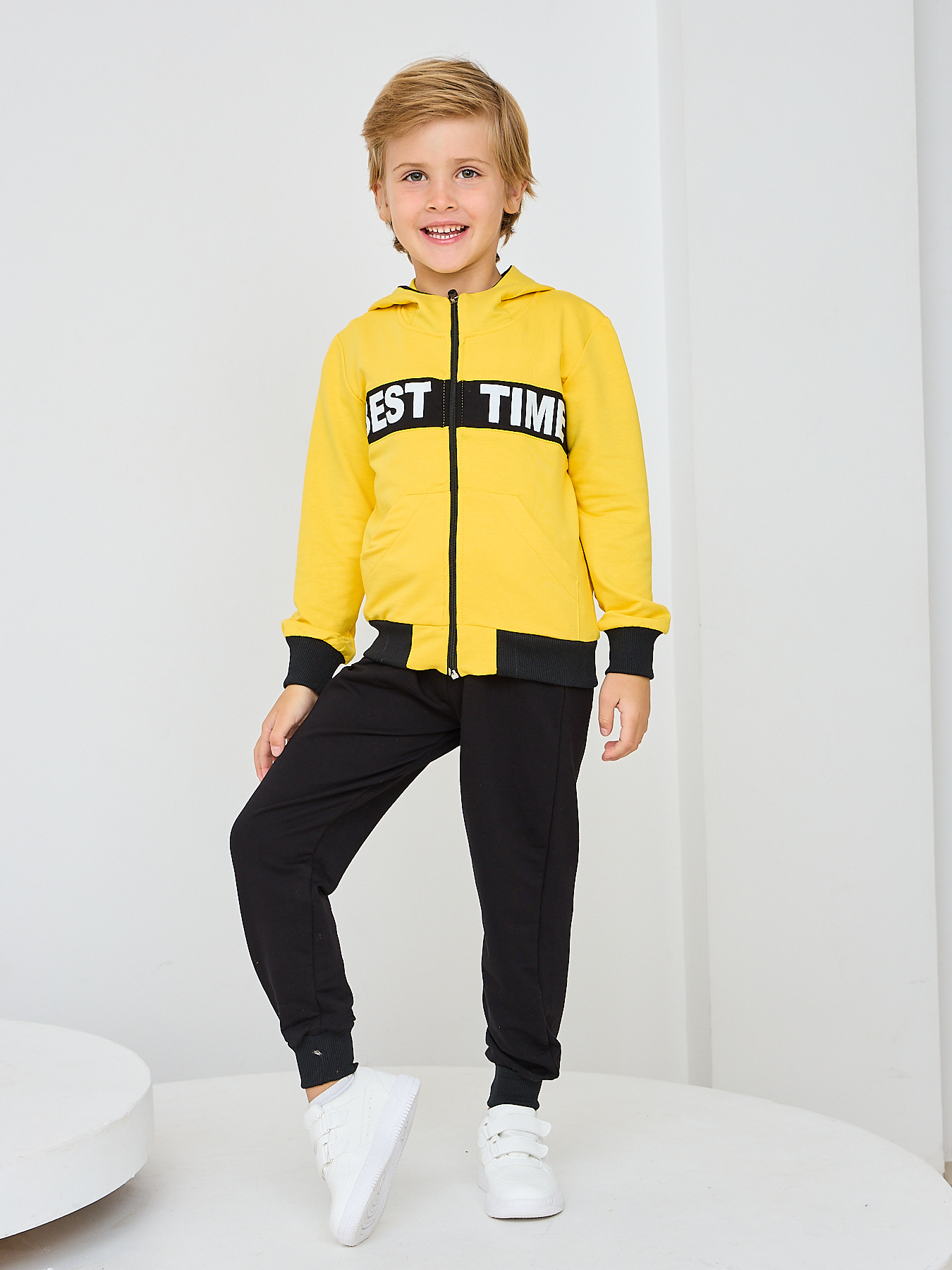 Костюм Mil Art kids цвет желтый 1902201528SUIT-SPORT-TITLE-YELLOW купить по  цене 2320 ₽ в интернет-магазине Детский мир