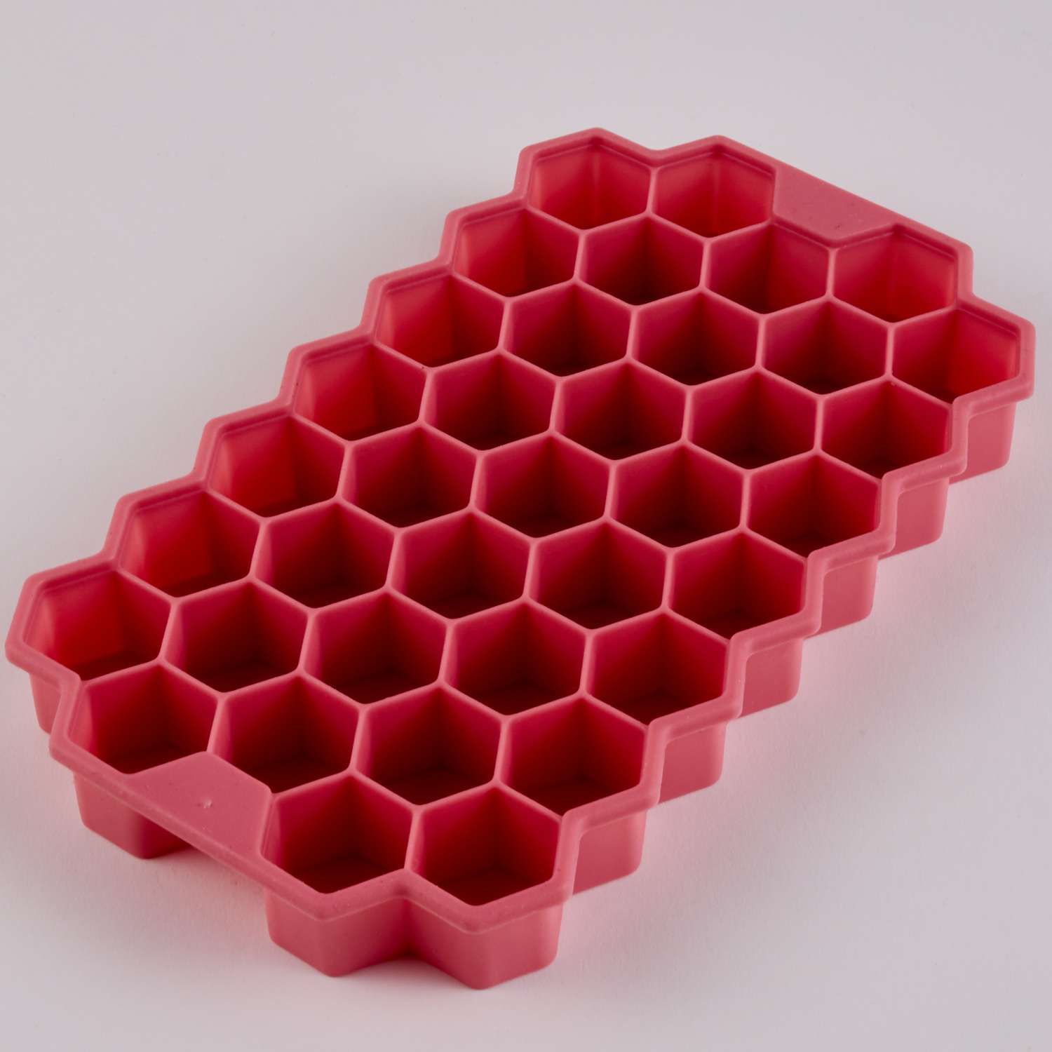 Форма для льда Выручалочка силиконовая Соты 37 ячеек розовая - фото 5