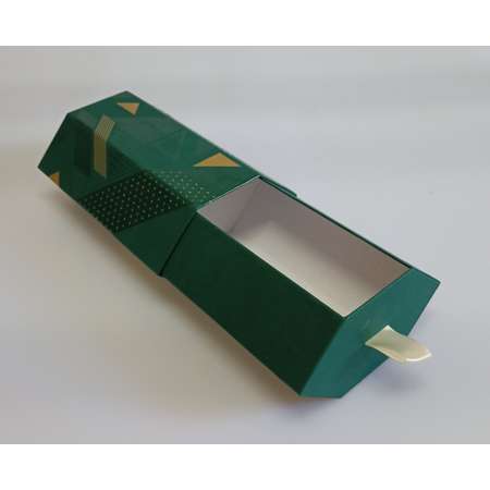 Коробка подарочная Cartonnage форма пенала Гармония зеленый