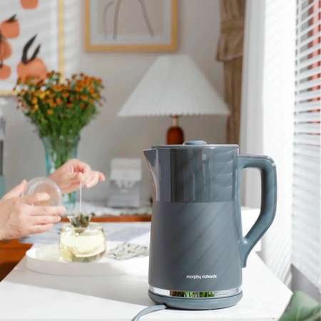 Электрический чайник Morphy Richards с выбором температуры harmony mr6070g серый