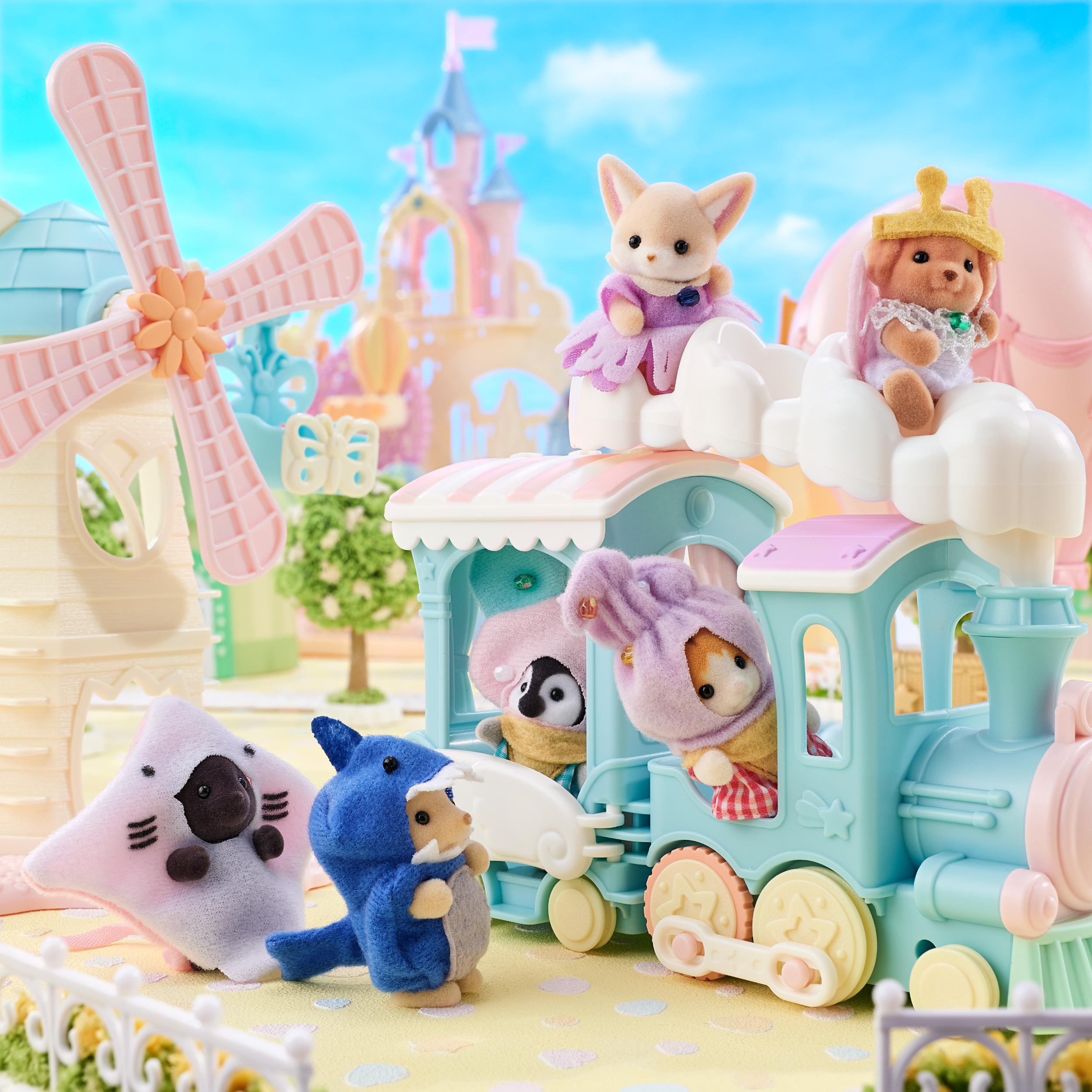 Набор Sylvanian Families Друзья в костюмах сливочного мороженого 5685 - фото 5