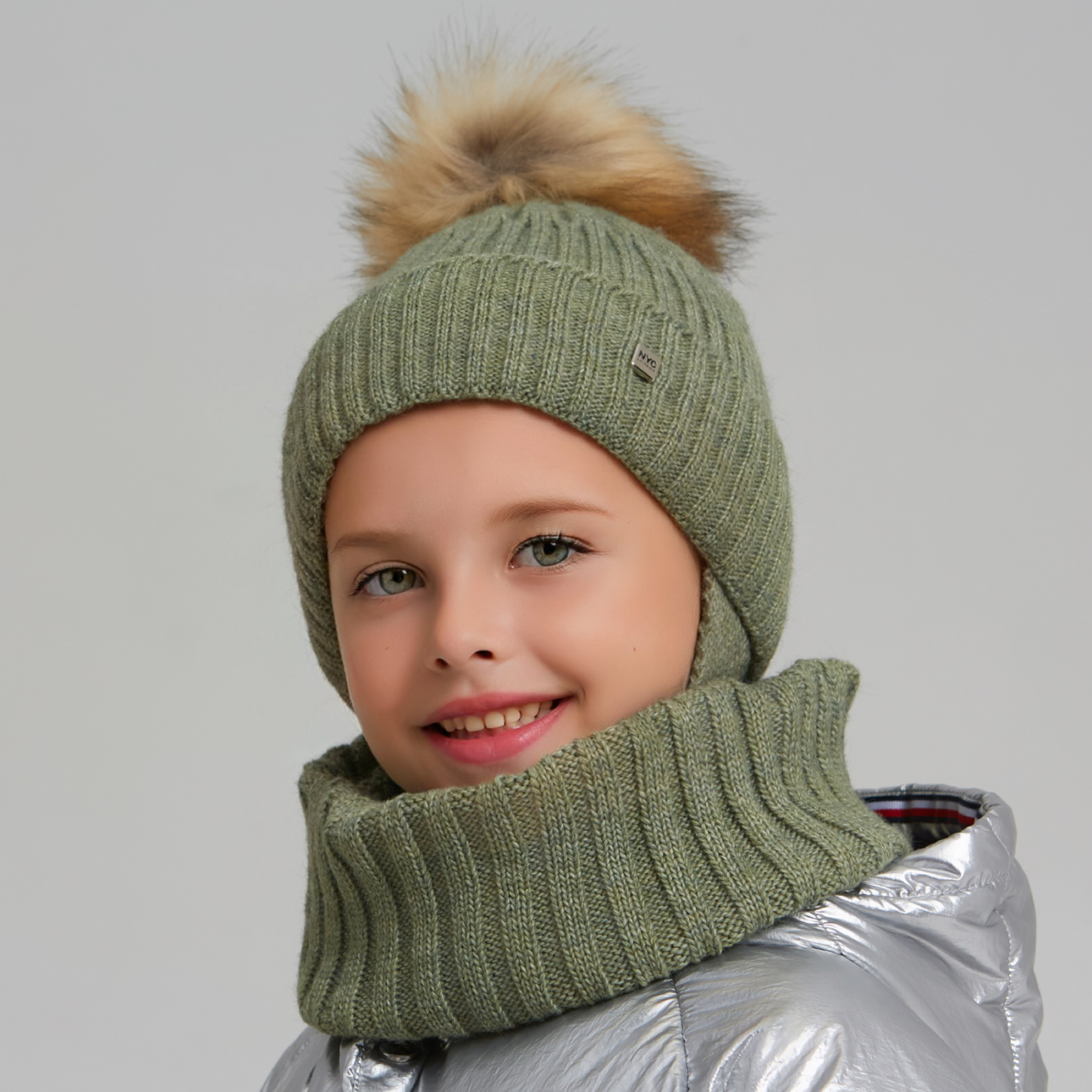 Шапка и снуд NYCkids NYC-H-112-FurPomREB-olive - фото 15