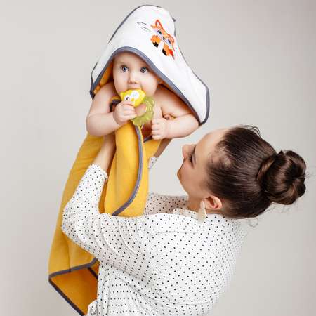 Полотенце для новорожденных Uviton с капюшоном махровое 90*90см желтое