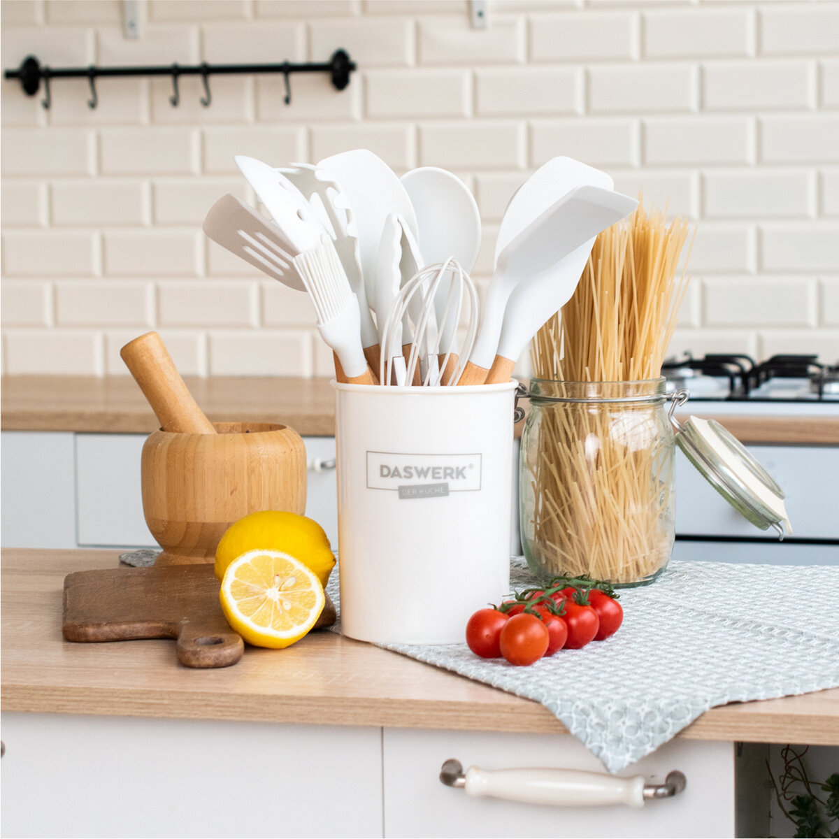 Набор кухонных принадлежностей DASWERK силиконовые с деревянными ручками 12 в 1 - фото 5