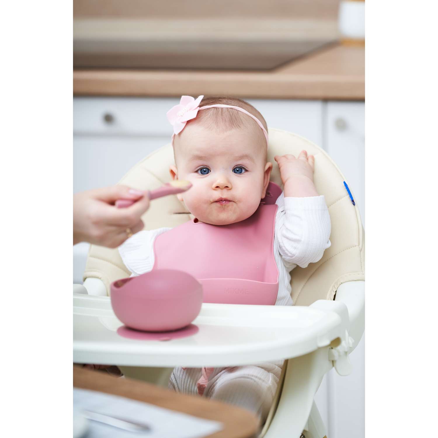 Набор детской посуды MIKMEL Dark Pink силиконовая тарелка на присоске и ложка - фото 8