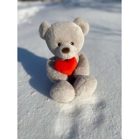 Мягкая игрушка Мягкие игрушки БелайТойс Плюшевый мишка Люк светло-серый с сердцем 25 см