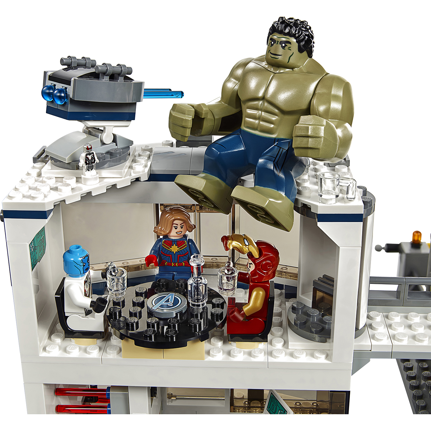 Конструктор LEGO Marvel Super Heroes Битва на базе Мстителей 76131 - фото 16