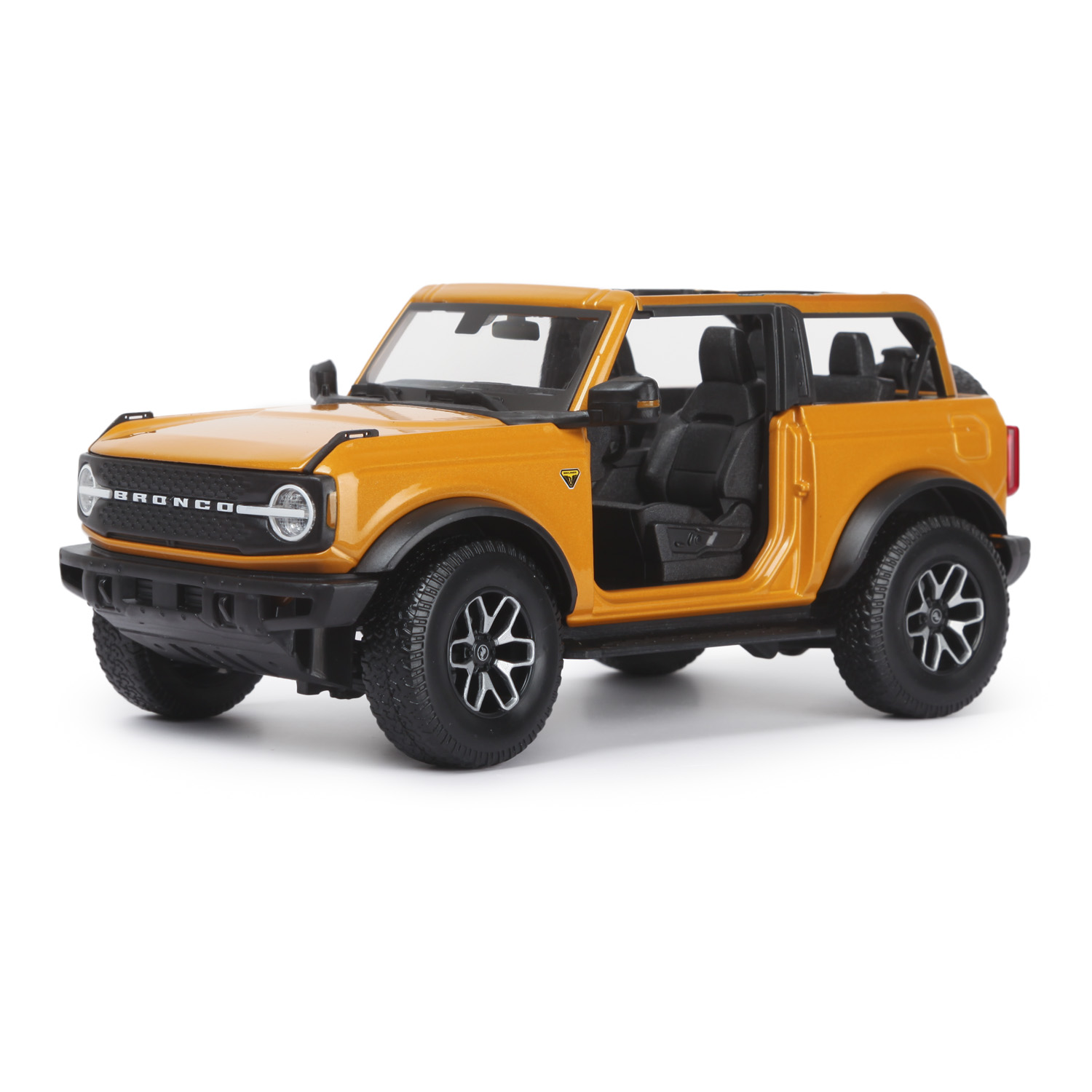 Машина MAISTO 1:18 Ford Bronco Badlands Оранжевая 31457 купить по цене 3499  ₽ в интернет-магазине Детский мир